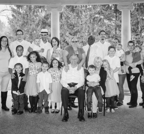Large Family Group Photoshoot