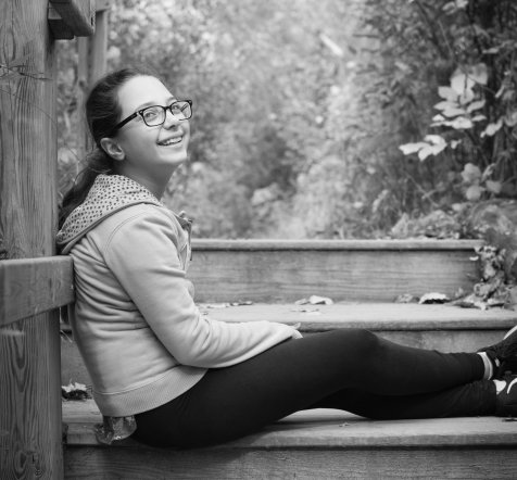 Outdoor Girl Portrait Photoshoot